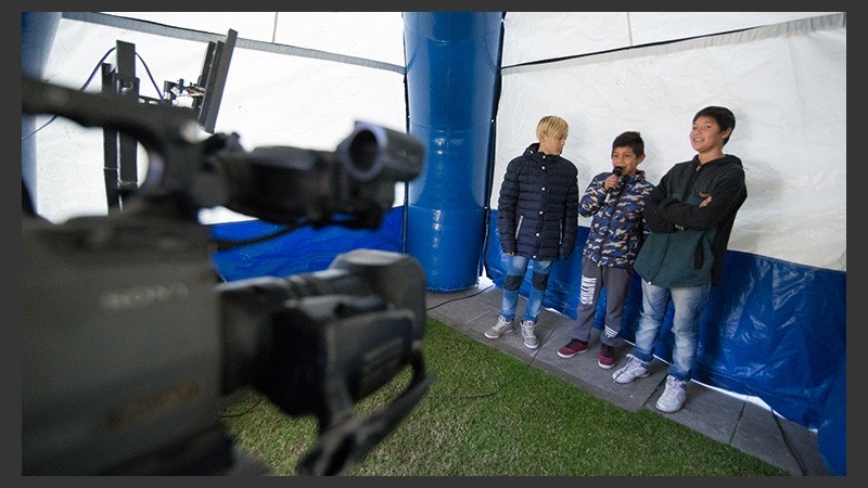 Los chicos disfrutaron en las instalaciones de Televisión Litoral.