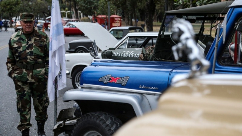 De todo tipo y color: la muestra de autos en el Parque Independencia.