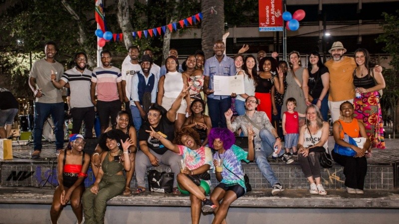 Imágenes de una de las reuniones de la Asociación de Haitianos en Rosario.