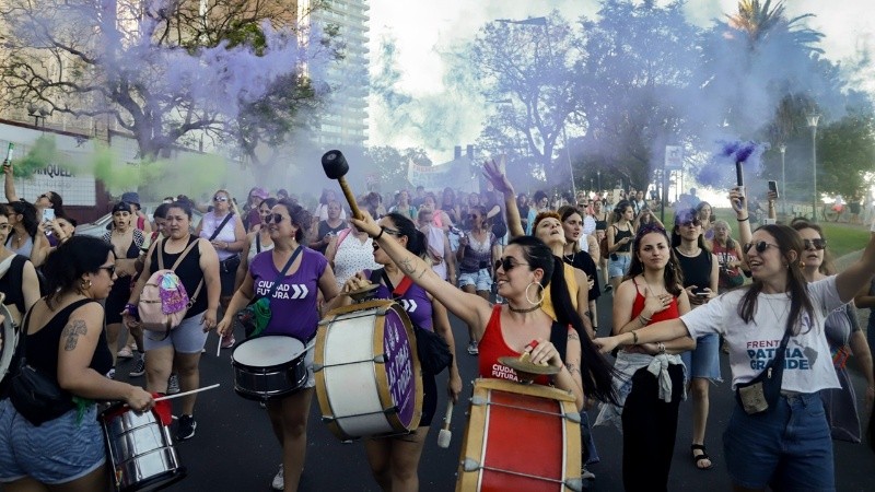 La marcha inició desde Oroño y el río a las 17.